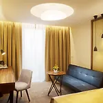 贝尔纳丁酒店 酒店 5*