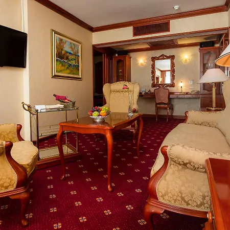 Hotel Grand Bernardin