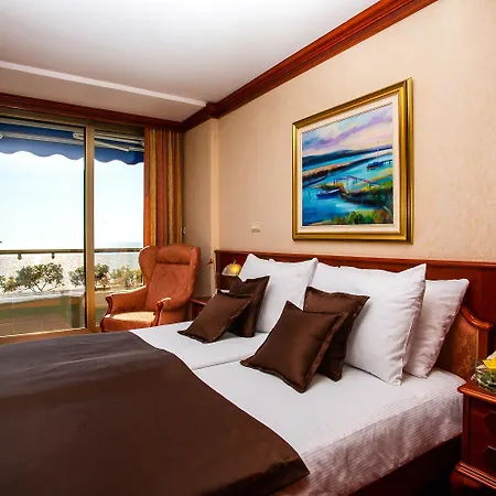 Grand Bernardin Hotel