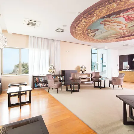 Grand Bernardin Hotel