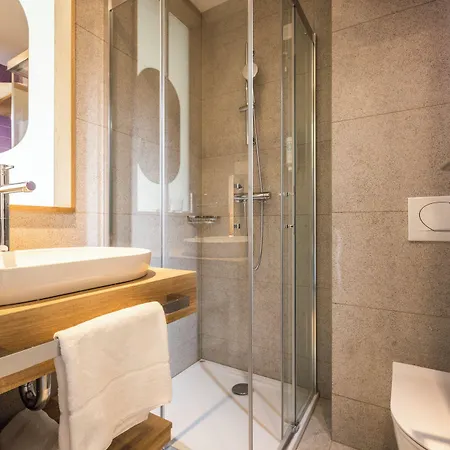 Hotel Grand Bernardin 5*