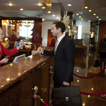 Hotel Grand Bernardin