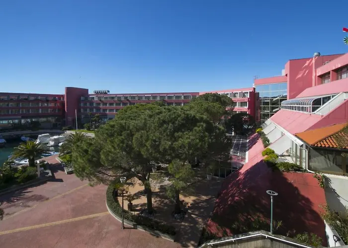 Hotel Grand Bernardin